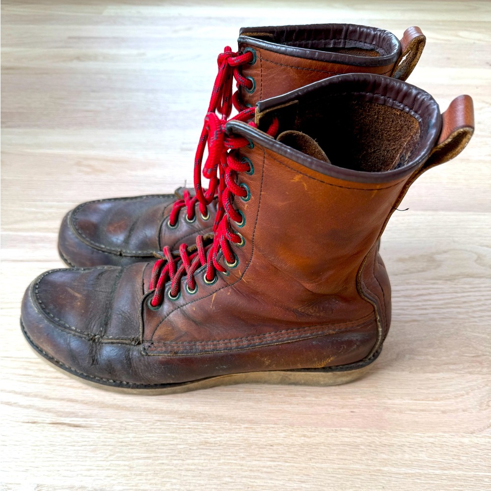 Red Wing 877 Men’s 8” Moc Toe Boots. Size 11.5 D. Made in USA.